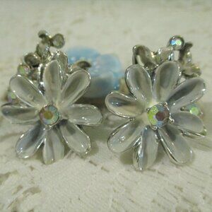 50s/60s Greyish-Blue Daisy Clip On Earrings (B.S.K.)